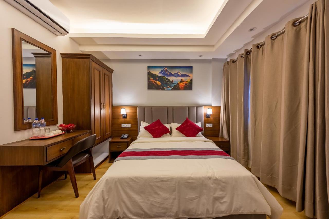 Hotel Ama-La, Thamel, Kathmandu Bagian luar foto