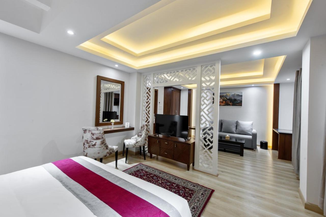 Hotel Ama-La, Thamel, Kathmandu Bagian luar foto